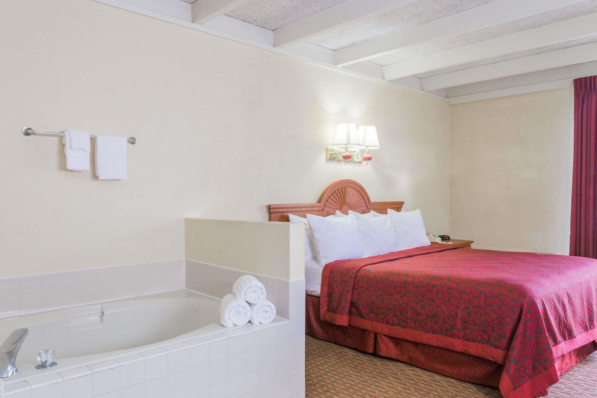 Days Inn By Wyndham Ocala North Ngoại thất bức ảnh