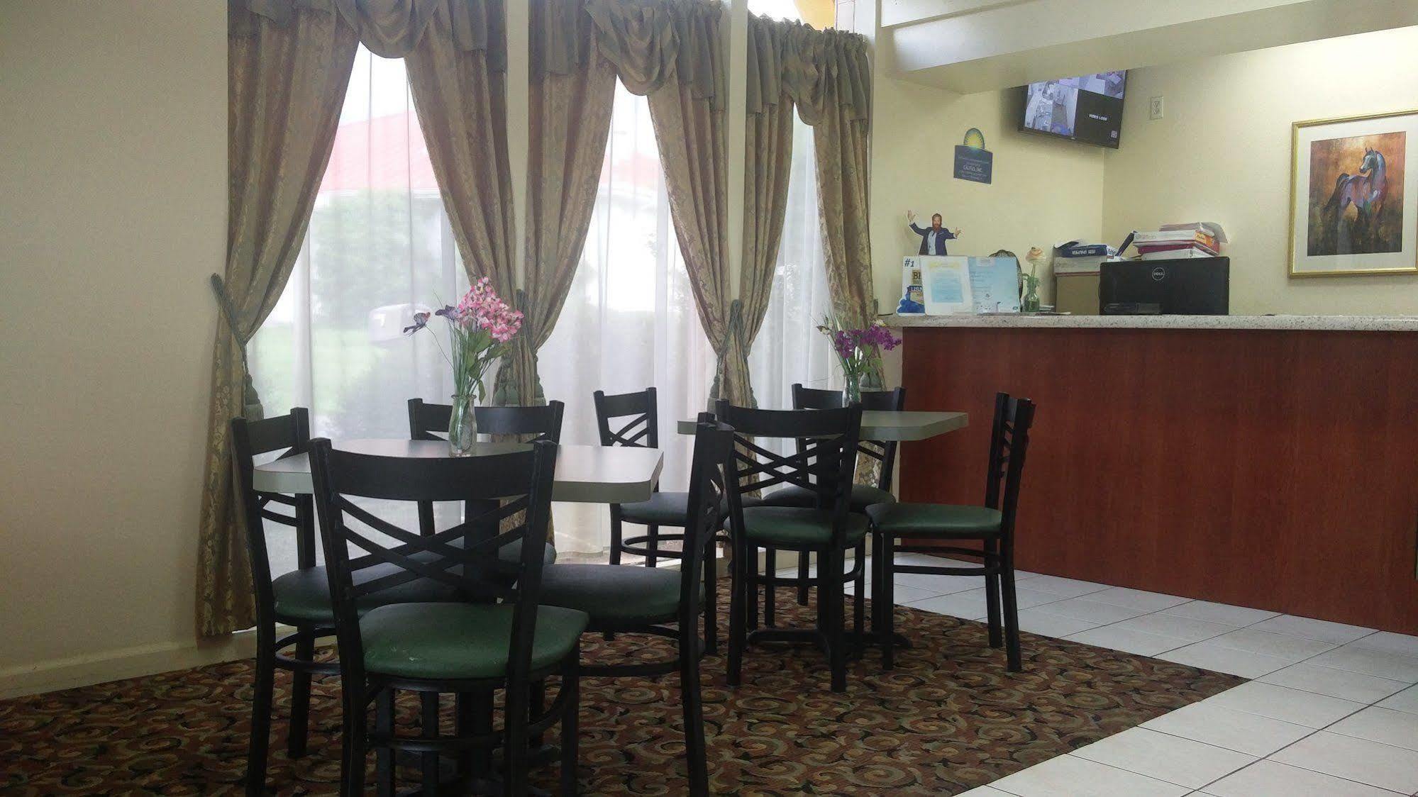Days Inn By Wyndham Ocala North Ngoại thất bức ảnh